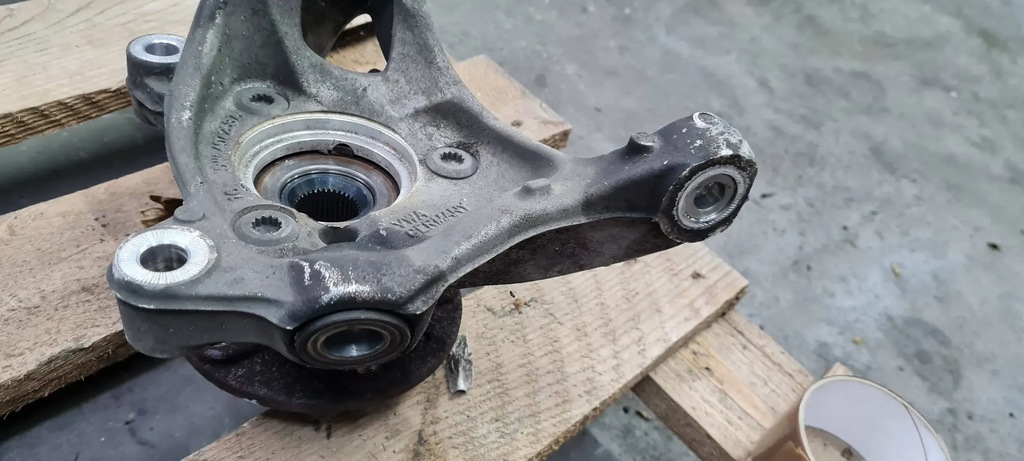 фото №8, S3 8v a3 поворотний кулак ступиця колеса права правий перед 2.0 tfsi 5wa407254a