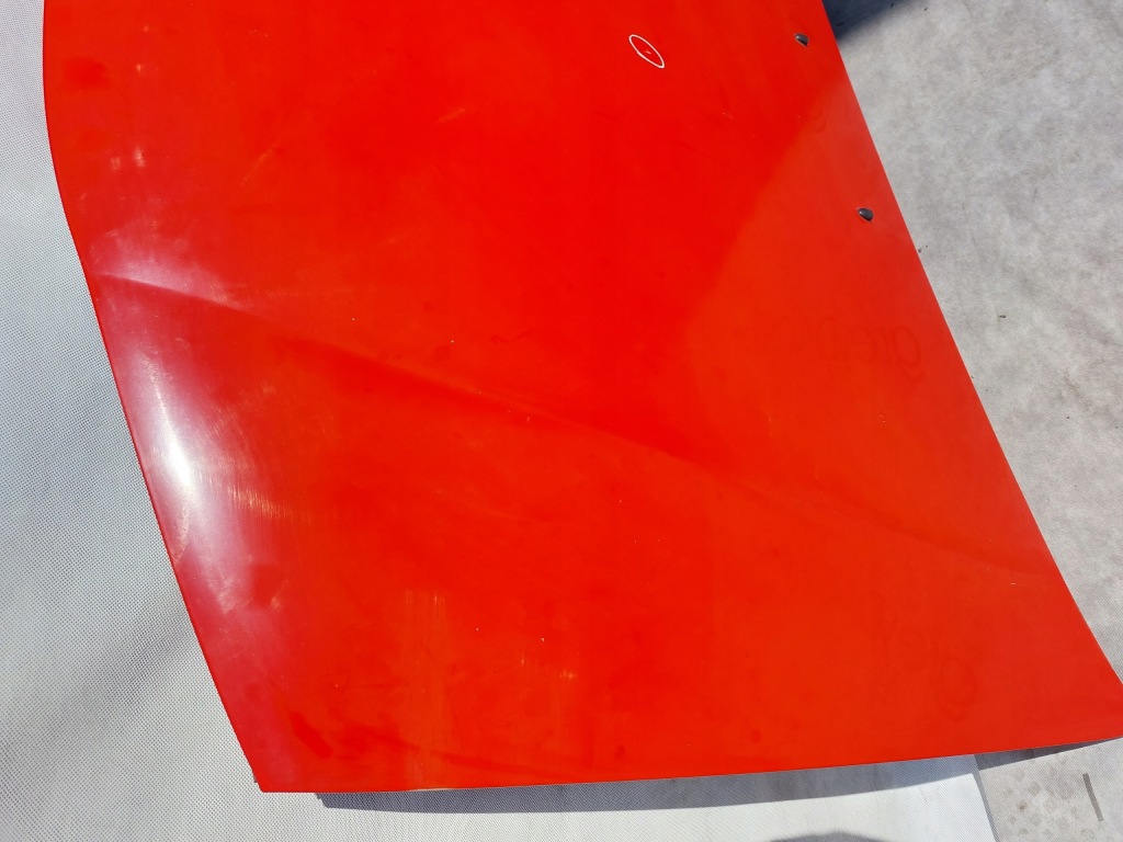 Капот mazda 323f 1999r Оригінал