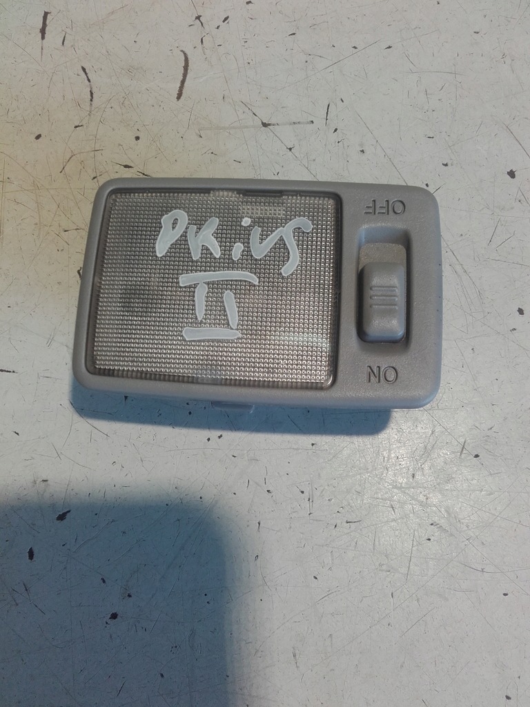 фото №1, Toyota prius ii лампа кабины освещение