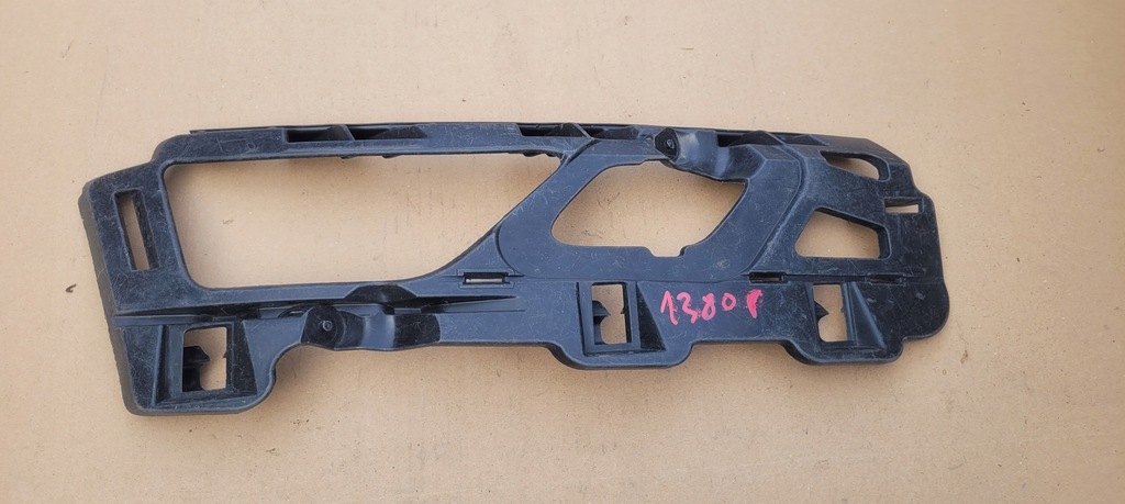 фото №1, Направляющая бампера правый перед skoda karoq