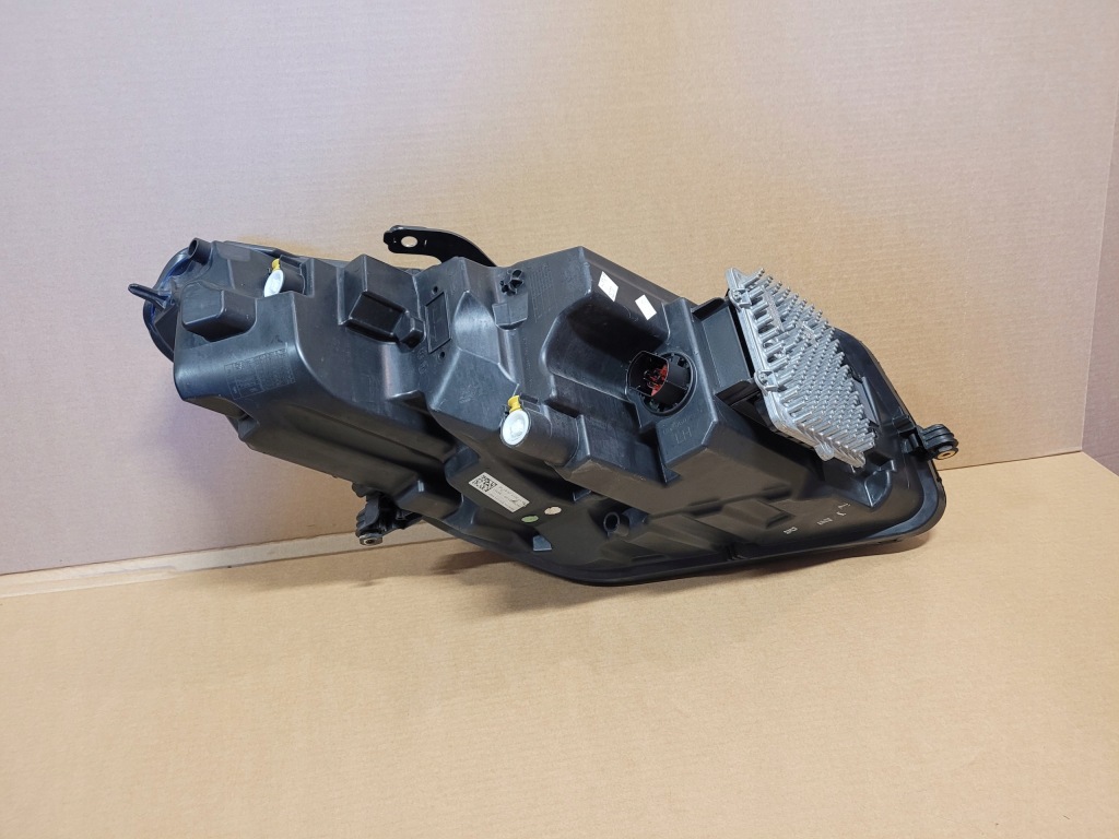 Jaguar оригинальный номер j9c3-13w030-ec фара full led Недорого