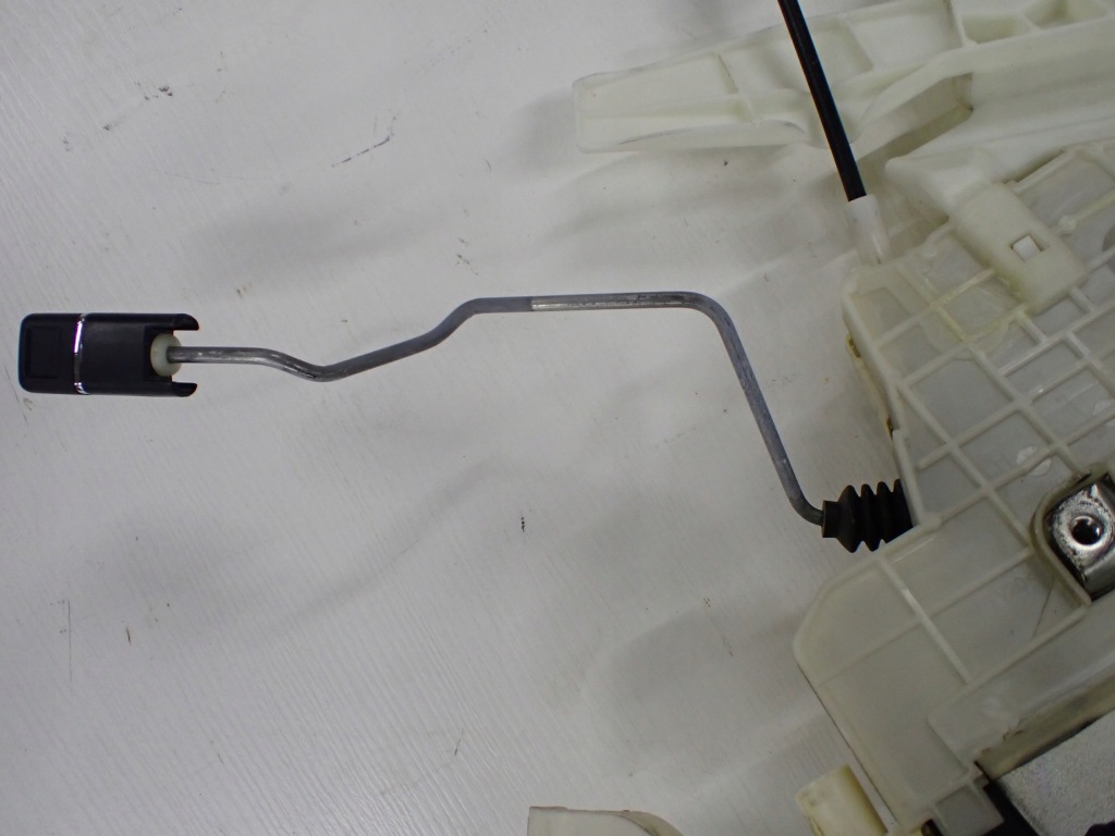 фото №5, Mercedes s w221 замок задняя левый a2217301535