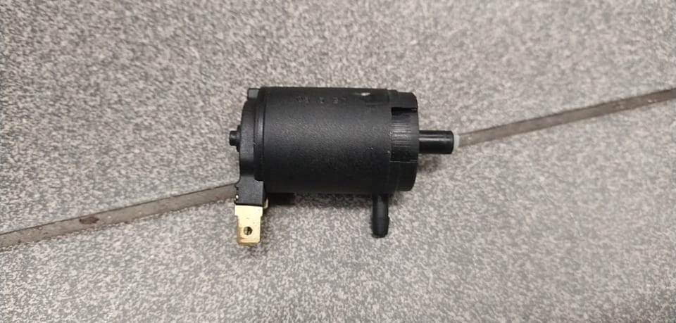 фото №4, Land rover discovery range насос распылителя org