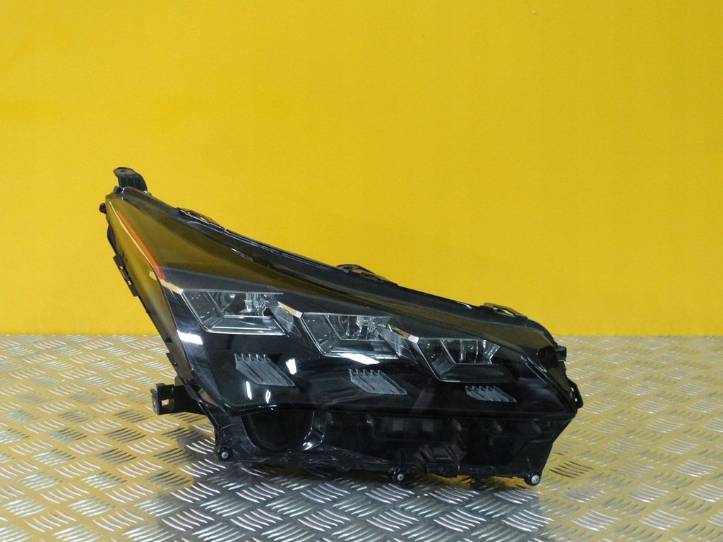 фото №1, Lexus nx nx200t nx300h фара лампа led r usa
