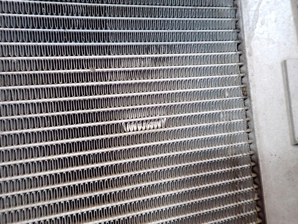 Nissan micra k12 02-07 1.2 80km радіатор води 68747 Оригінал