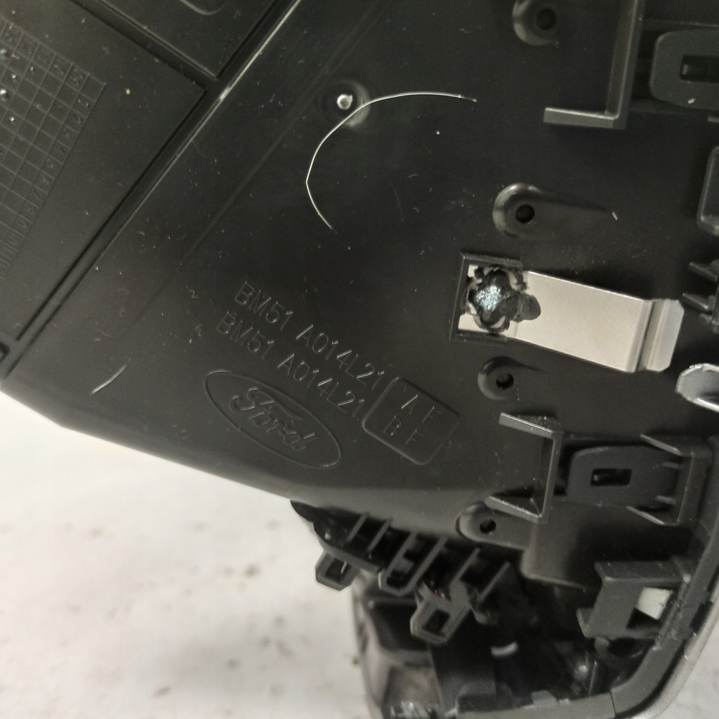 фото №13, Ford focus mk3 рамка панель радио решётки обдув средний bm51-18835