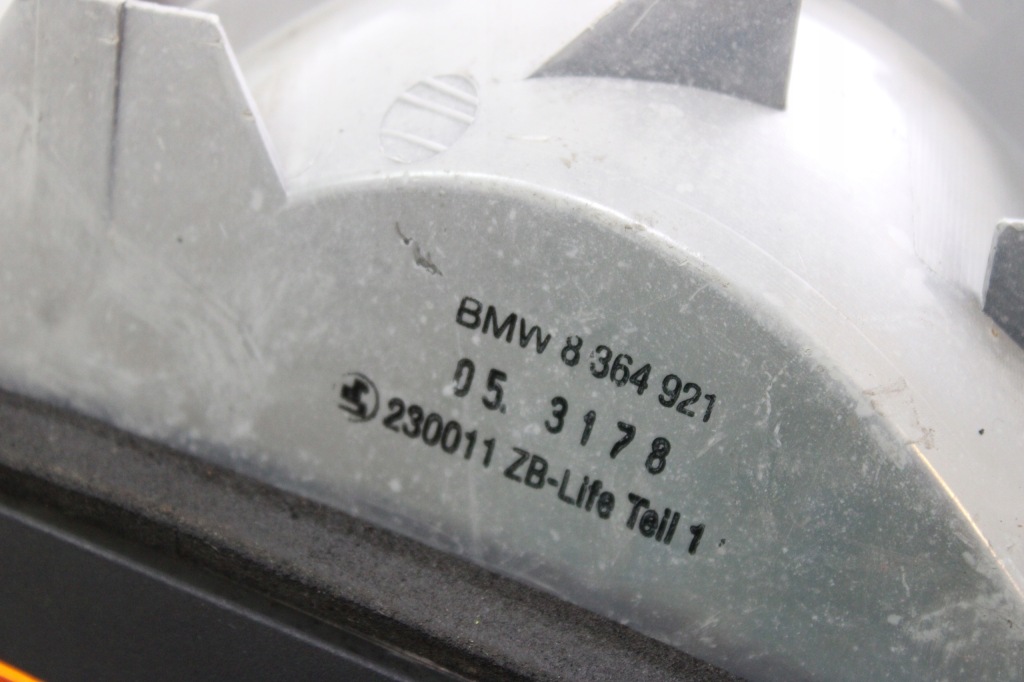 Bmw e46 седан фара лівий задній ліва задня 8364921 Київ