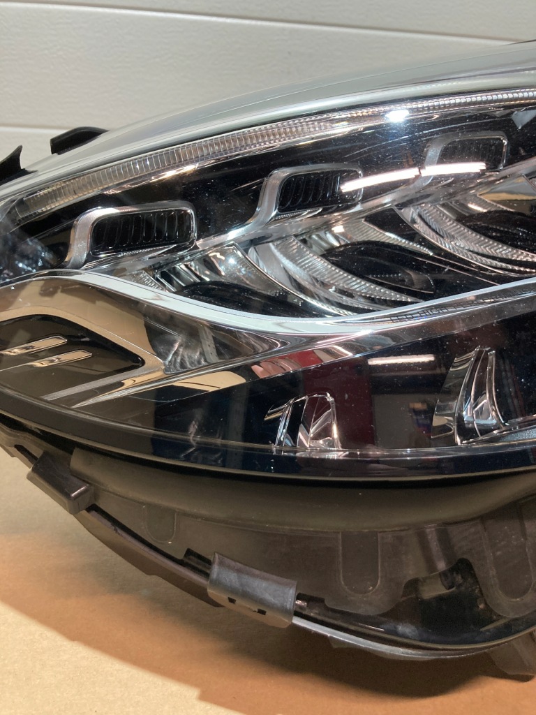 Фара правая передняя mercedes w205 рестайлинг  full led в Украине