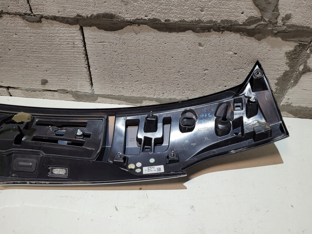 фото №10, Спойлер кришки задня maserati levante