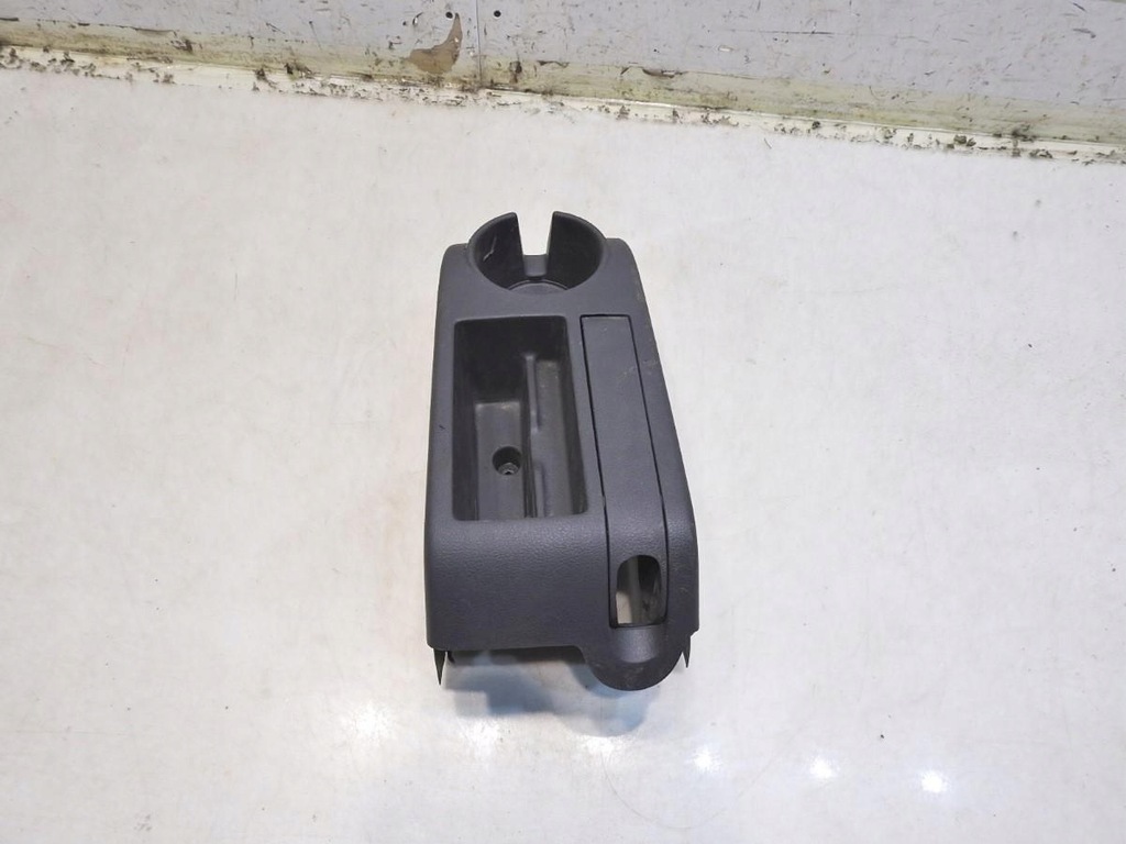 фото №7, Туннель средний задняя vw golf v plus 5m0863323j