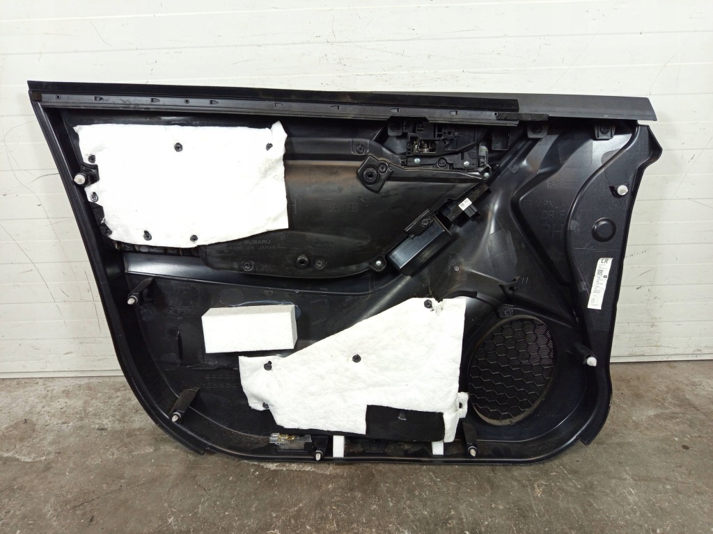 фото №2, Обшивка дверь правый перед subaru forester iv sj