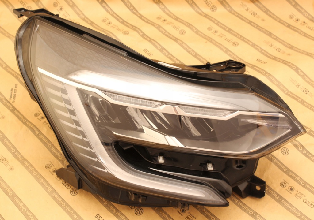 фото №1, Renault captur 2 ii 19+ лампа full led pure kpl