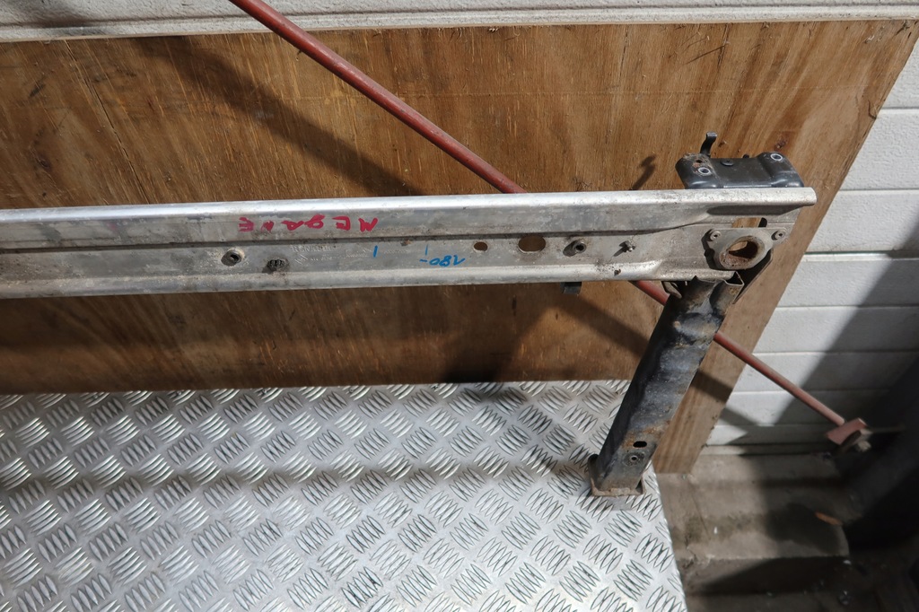 фото №8, Балка pod радиатор megane iii