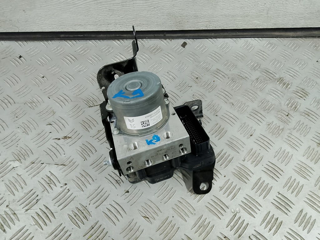 фото №1, Toyota proace peugeot partner k9 2023 насос abs 9845052680