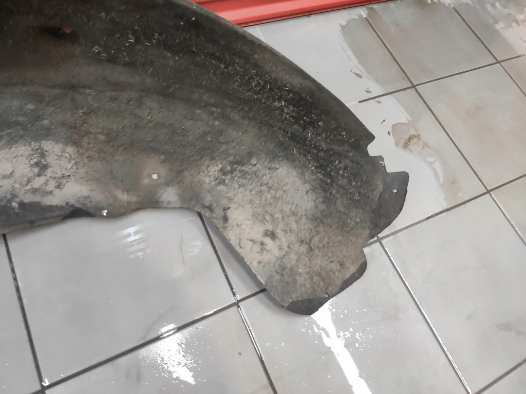 Mercedes r-klasa w251 підкрилок задні комплектна  ліва праві задній оригінал bdb Київ