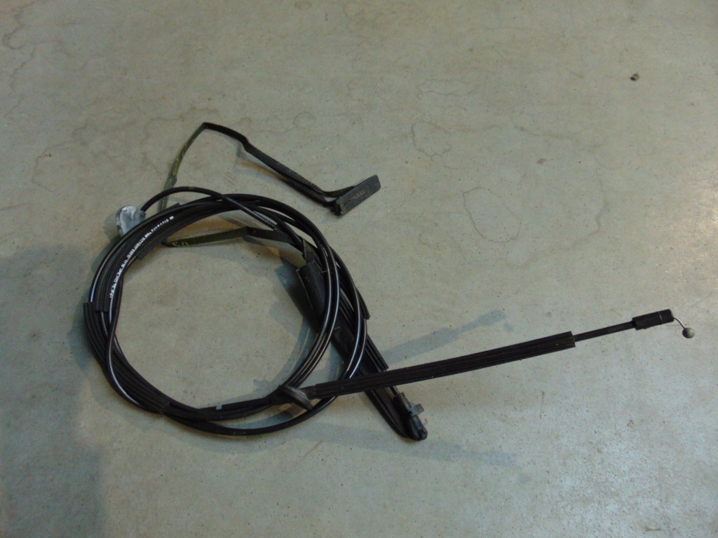 фото №1, Vw beetle 5c3 cabrio трос тяга задний крышки