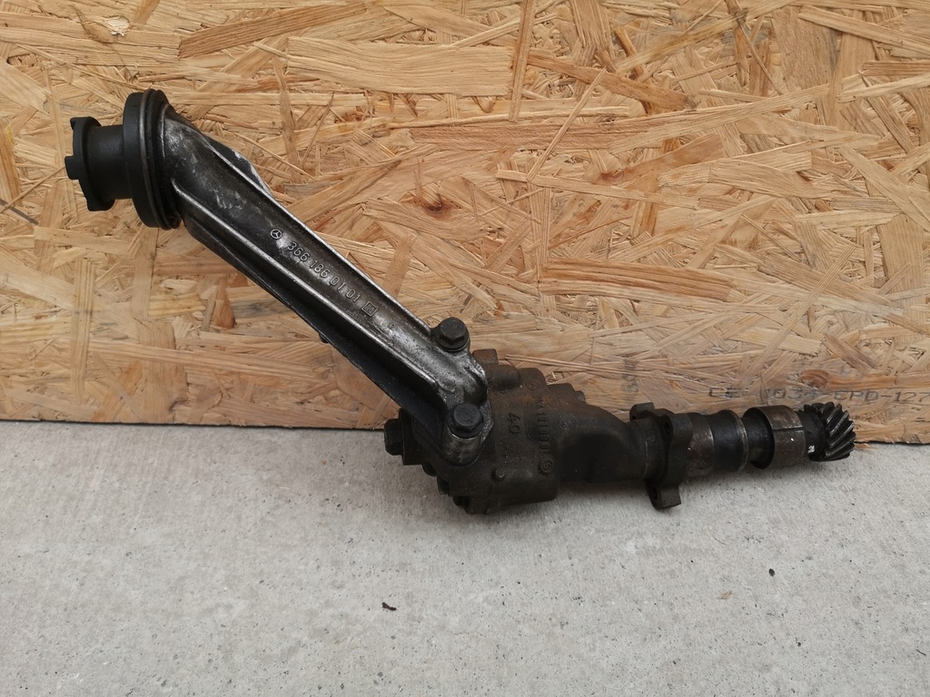 фото №1, Насос масла unimog mercedes atego 3641810001