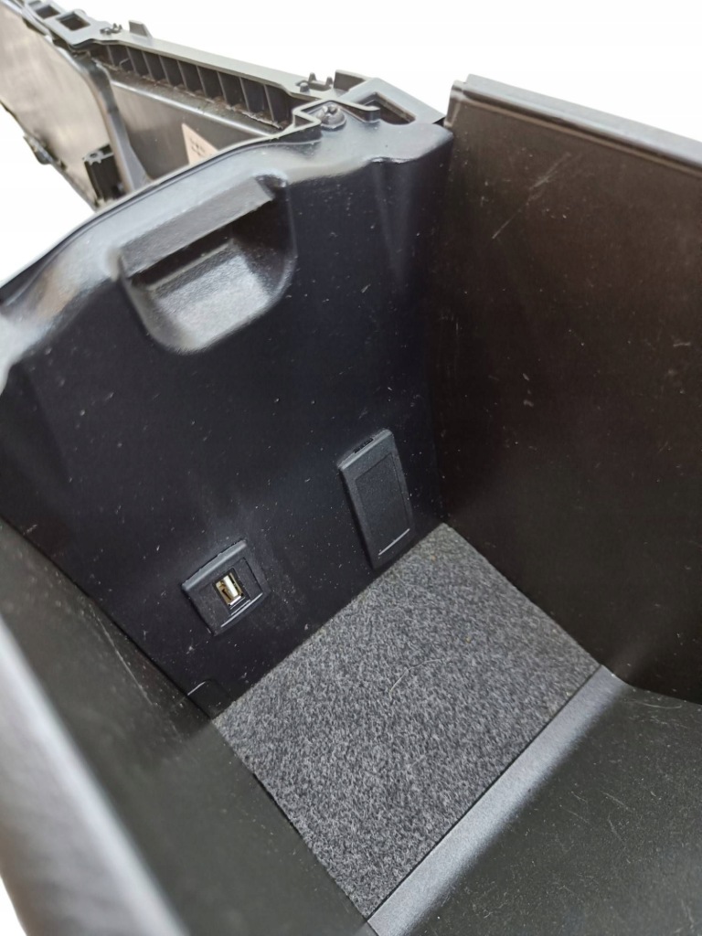 фото №11, Mercedes-benz gla w156 2015 подлокотник туннель среднего