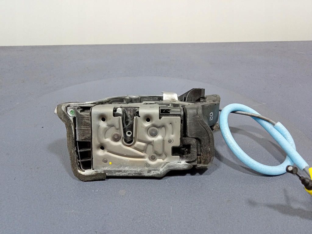 фото №6, Bmw x7 g07 замок дверь задняя левый задний 4 pin 7477691