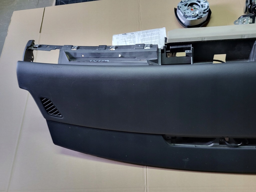 фото №9, Audi a8 d3 lift панель приладів консоль подушка безпеки ремені kpl slush soul