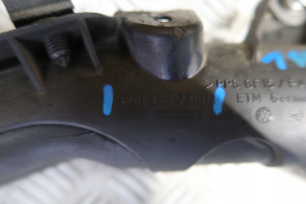 фото №9, Труба інтеркулер audi a1 8x 6r01457704