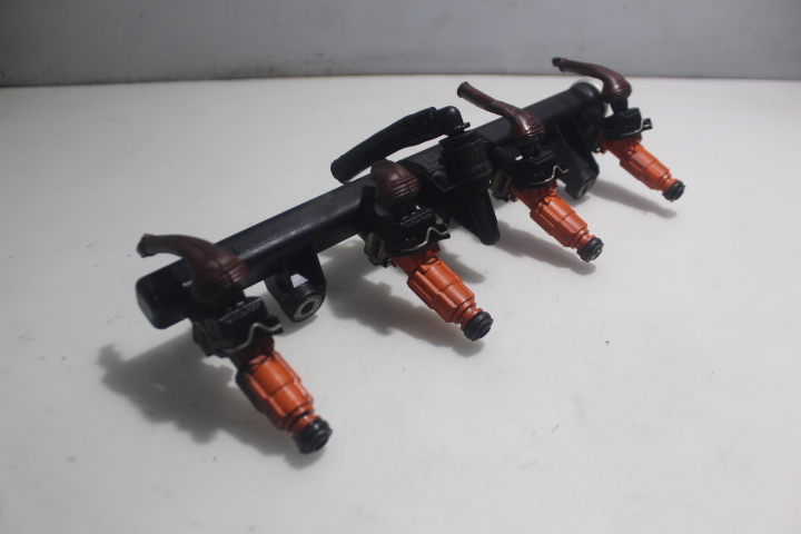 фото №3, Молдинг впрыскная alfa romeo 147 1.6