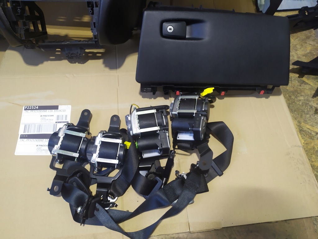 фото №10, Панель  приборная панель подушка безопасности ремни bmw x5 x6 f15 f16 hedup