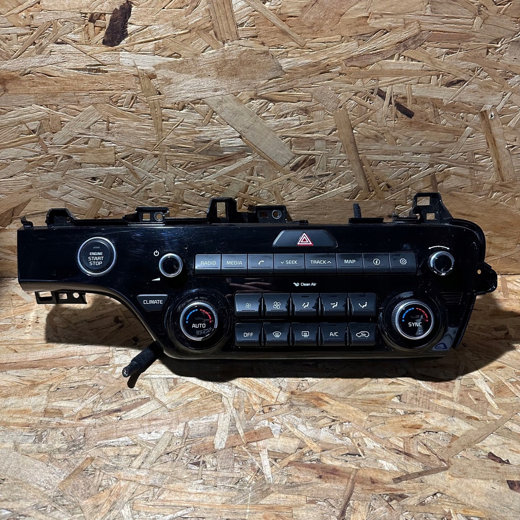 фото №1, Панель кондиционера kia sportage iv