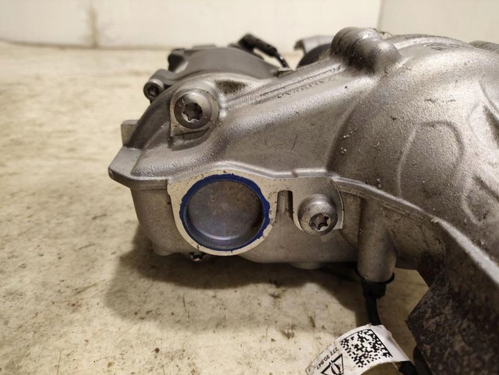 фото №10, Porsche taycan 9j1 2021 колонки кермові