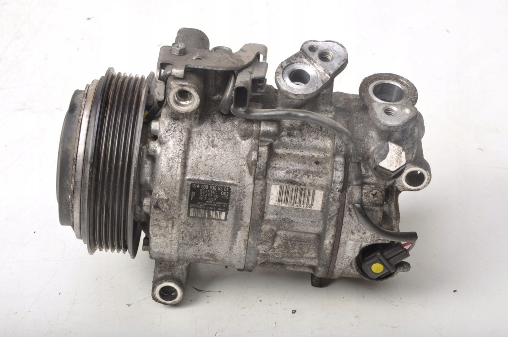 фото №1, Mercedes w172 r172 2.2 компрессор кондиционера a0008305301