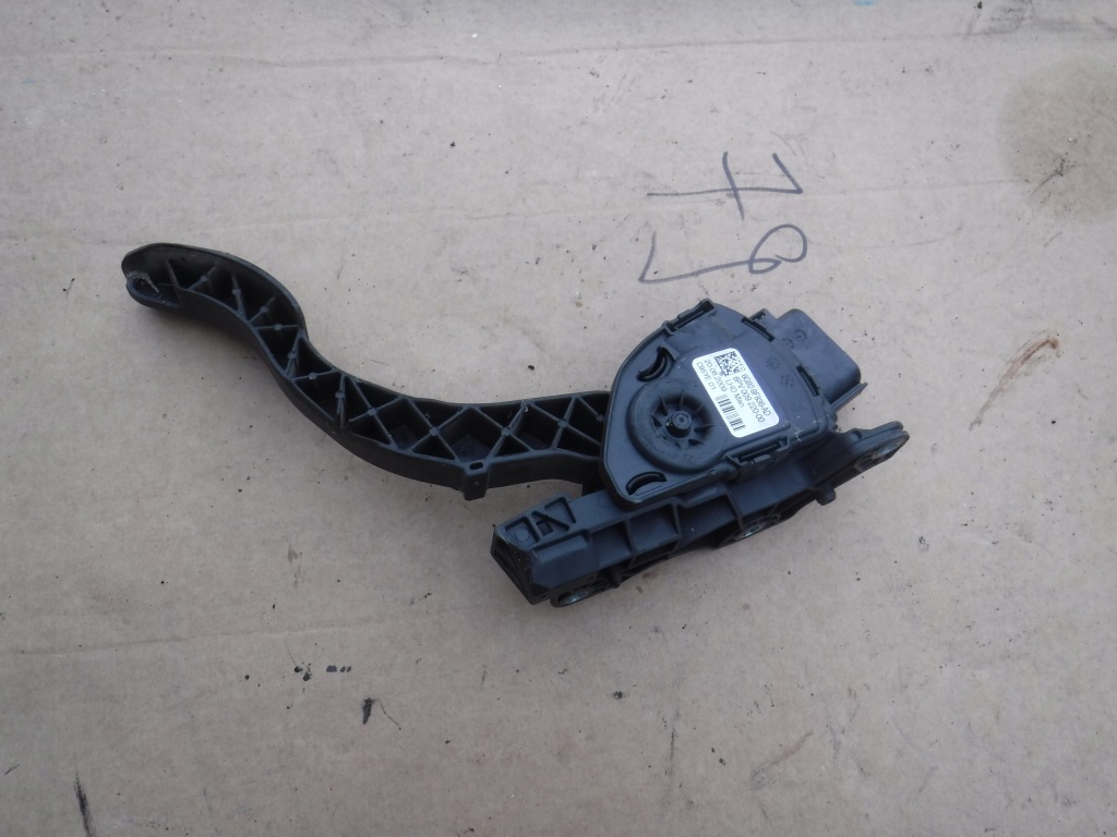 фото №1, Потенциометр газа volvo s70 v70 6g92-9f836-ad