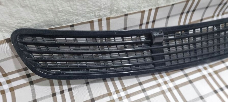 фото №6, Решітка впуск повітря na капот mercedes w211 cls