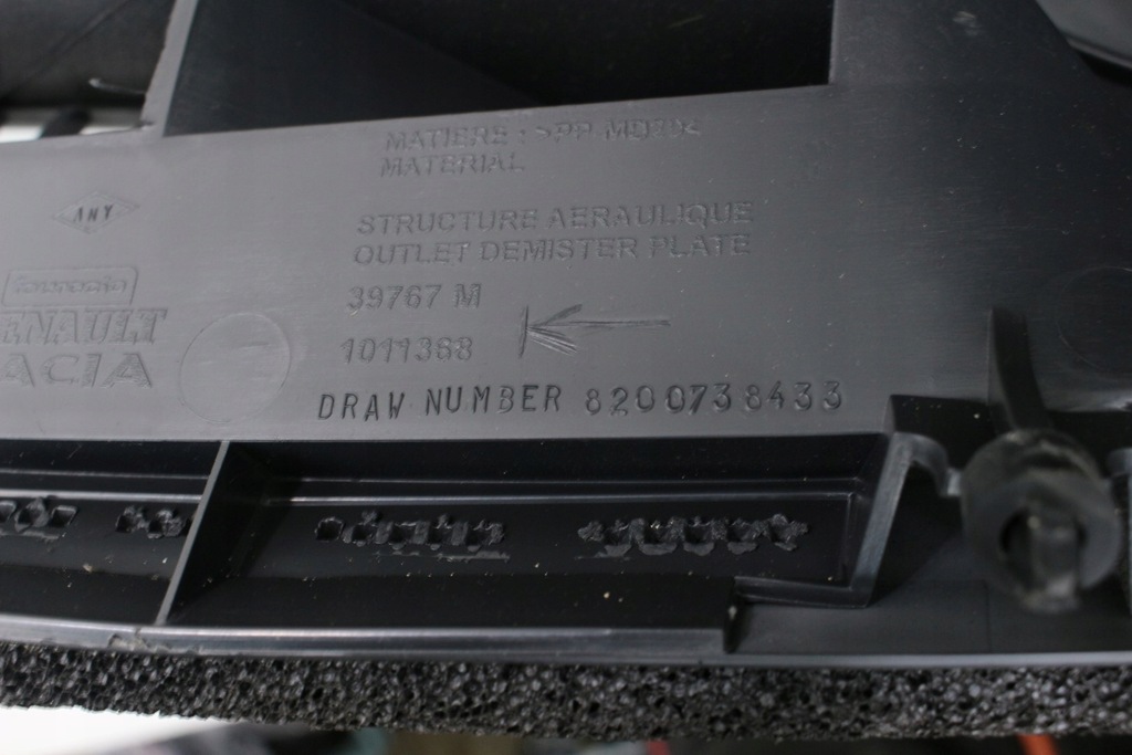 фото №12, Приборная панель консоль dacia duster i eu