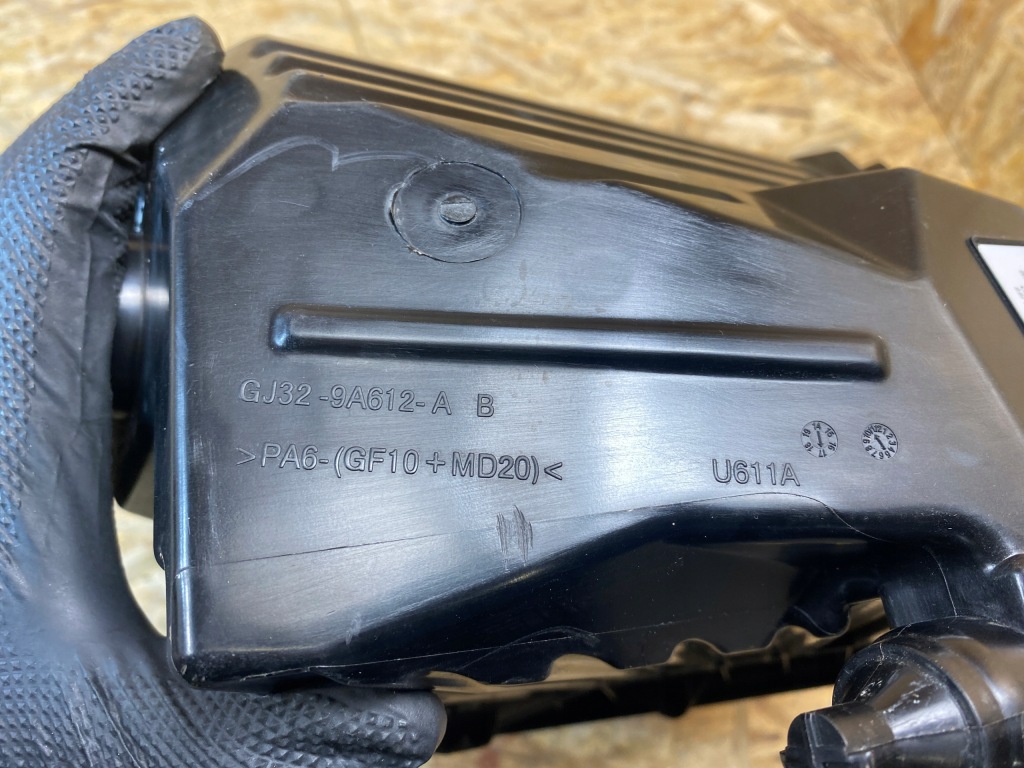 фото №12, Корпус фільтра повітря land rover discovery v l462 2.0d gj32-9a612-ab