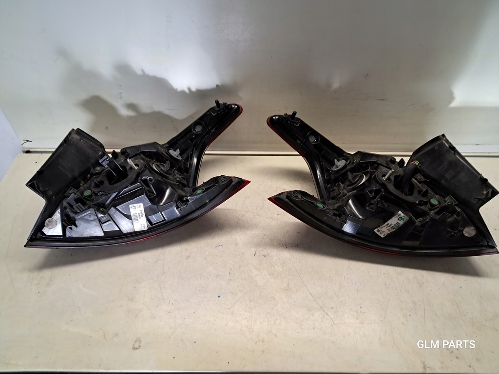 фото №9, Peugeot 308 ii t9 лампа задняя левая + правая хэтчбек