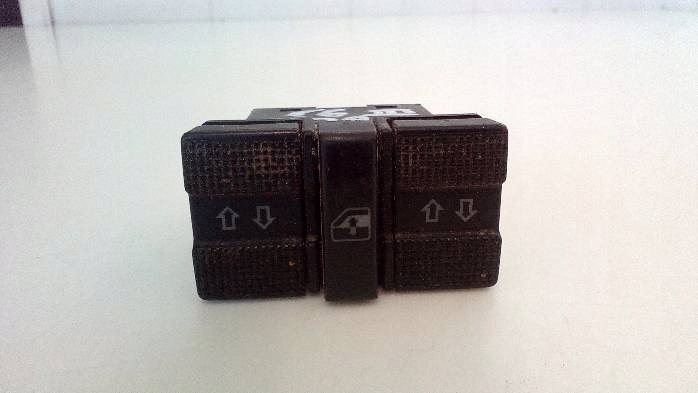 фото №7, Панель перемикачів скло volkswagen golf iii