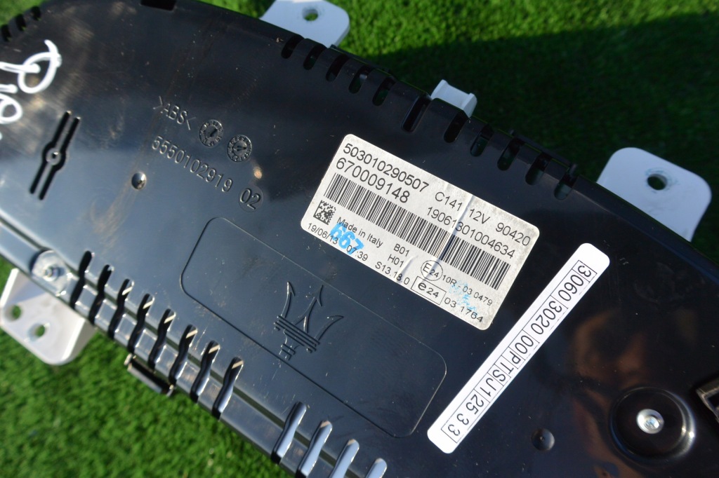 Счетчик приборы бензин maserati quattroporte vi америка с Разборки