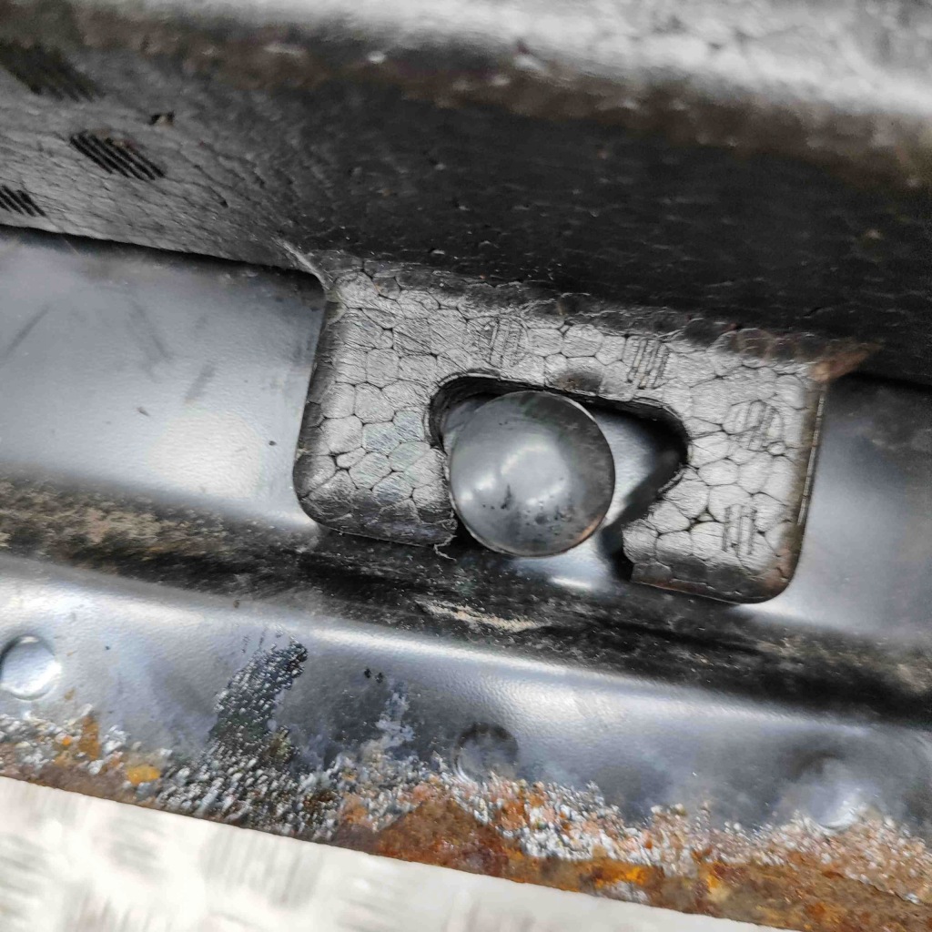 фото №9, Балка передній бампера tesla model x 150866000c 29177449 568kw 2020