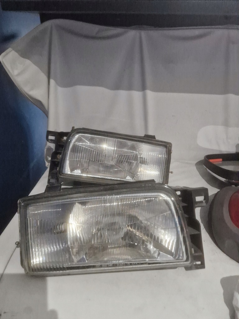 фото №10, Nissan terrano ii лампа фара перед