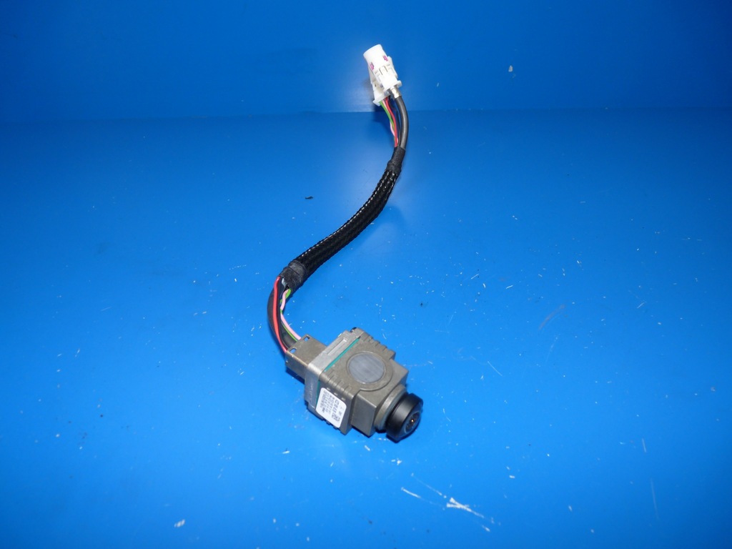 фото №1, Mercedes c w205 камера заднего вида