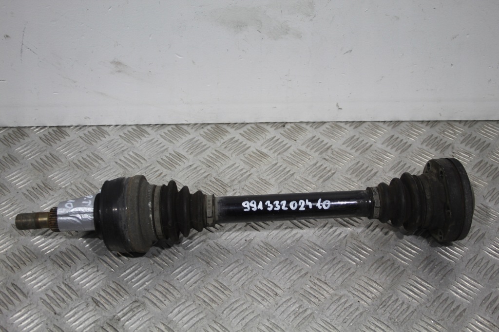 фото №1, Porsche оригинальный номер 99133202410 приводной вал