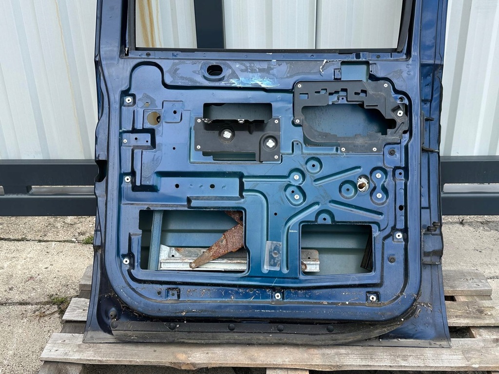 фото №7, Chevrolet suburban silverado yukon xl 92-00r дверь задняя задние левая oem