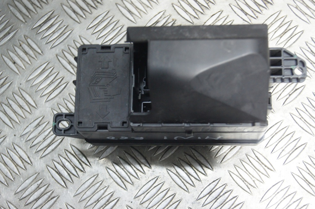 фото №3, Корпус коробка запобіжників mini cooper r60