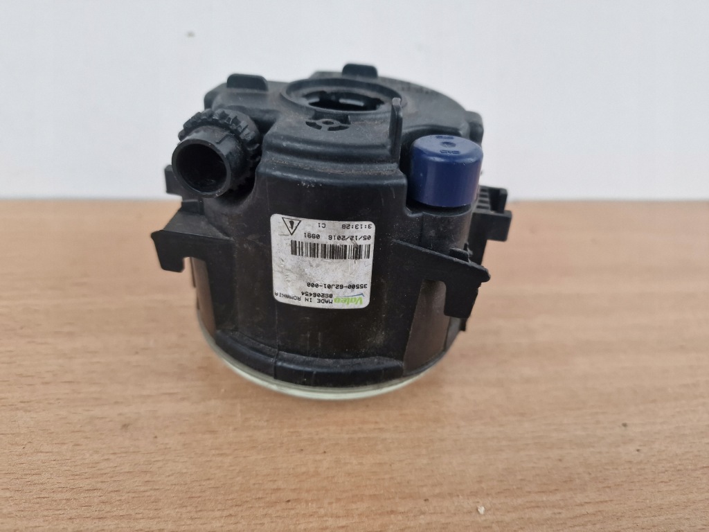 Противотуманная фара r=l ford citroen renault peugeot fiat Оригинал