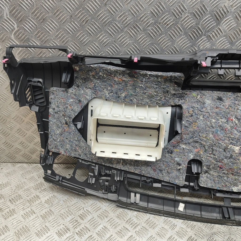 фото №5, Toyota avensis t270 2016 панель приладів приладова