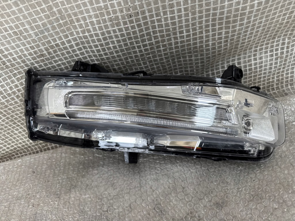 Купить Ford mustang рестайлинг  17- правый led drl