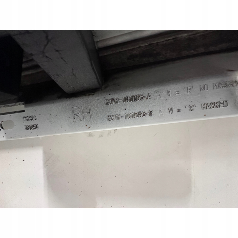 фото №6, Jaguar xe правая сторона молдинг порог боковая правая r-sport