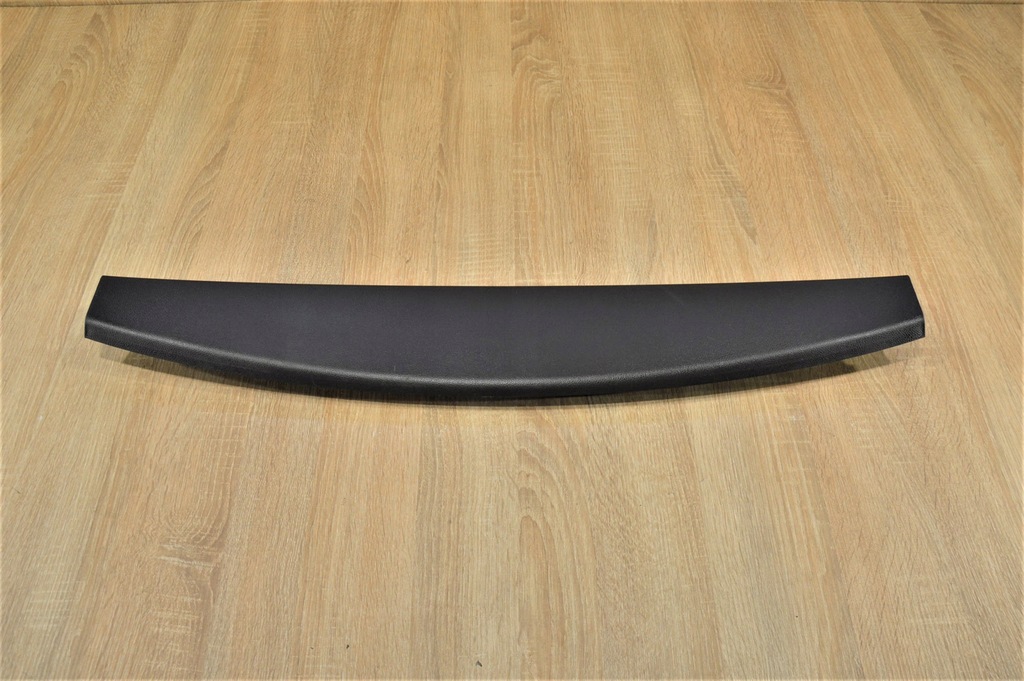 фото №1, Пластик накладка кришки середній задня opel antara