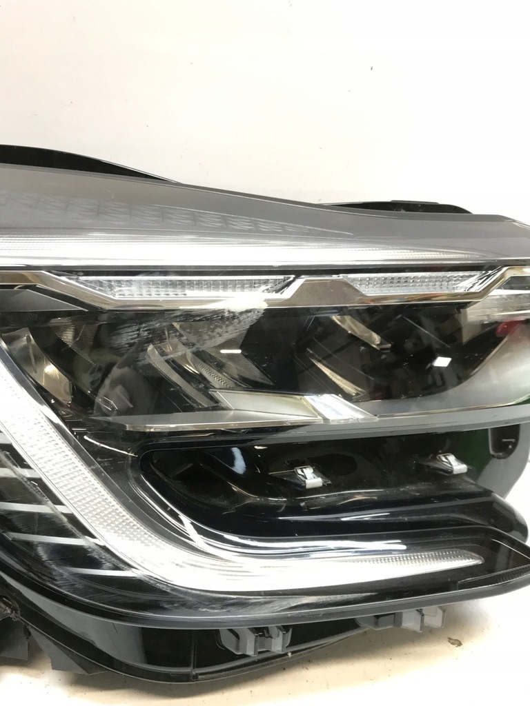 фото №2, Лампа перед правая renault captur ii 260108850r