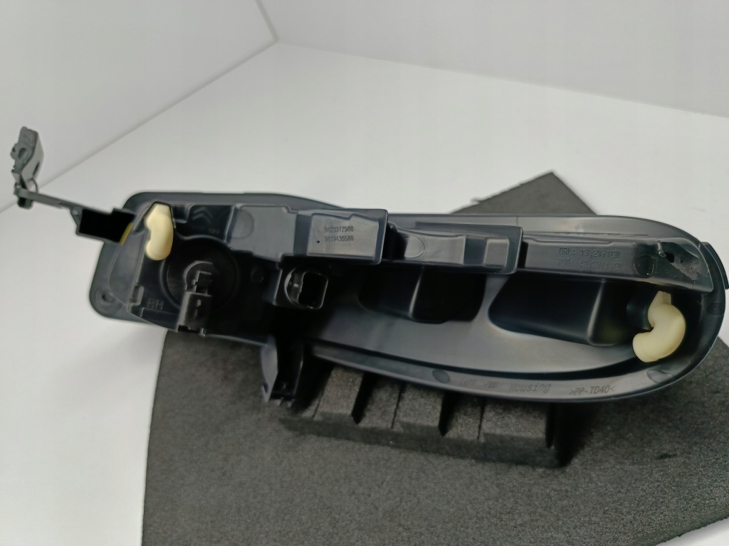 Citroen c3 3 16- фара правый  фонарь  drl правое перед led oem 9823312980 в Украине